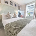 Victoria Apartment, Derwent House *