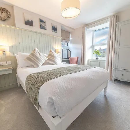 Victoria Apartment, Derwent House *